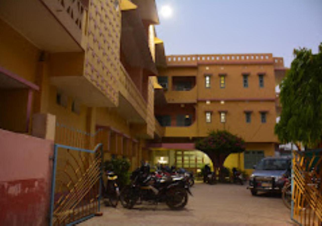 Vijieya Hotel Bihar Saharsa Kültér fotó